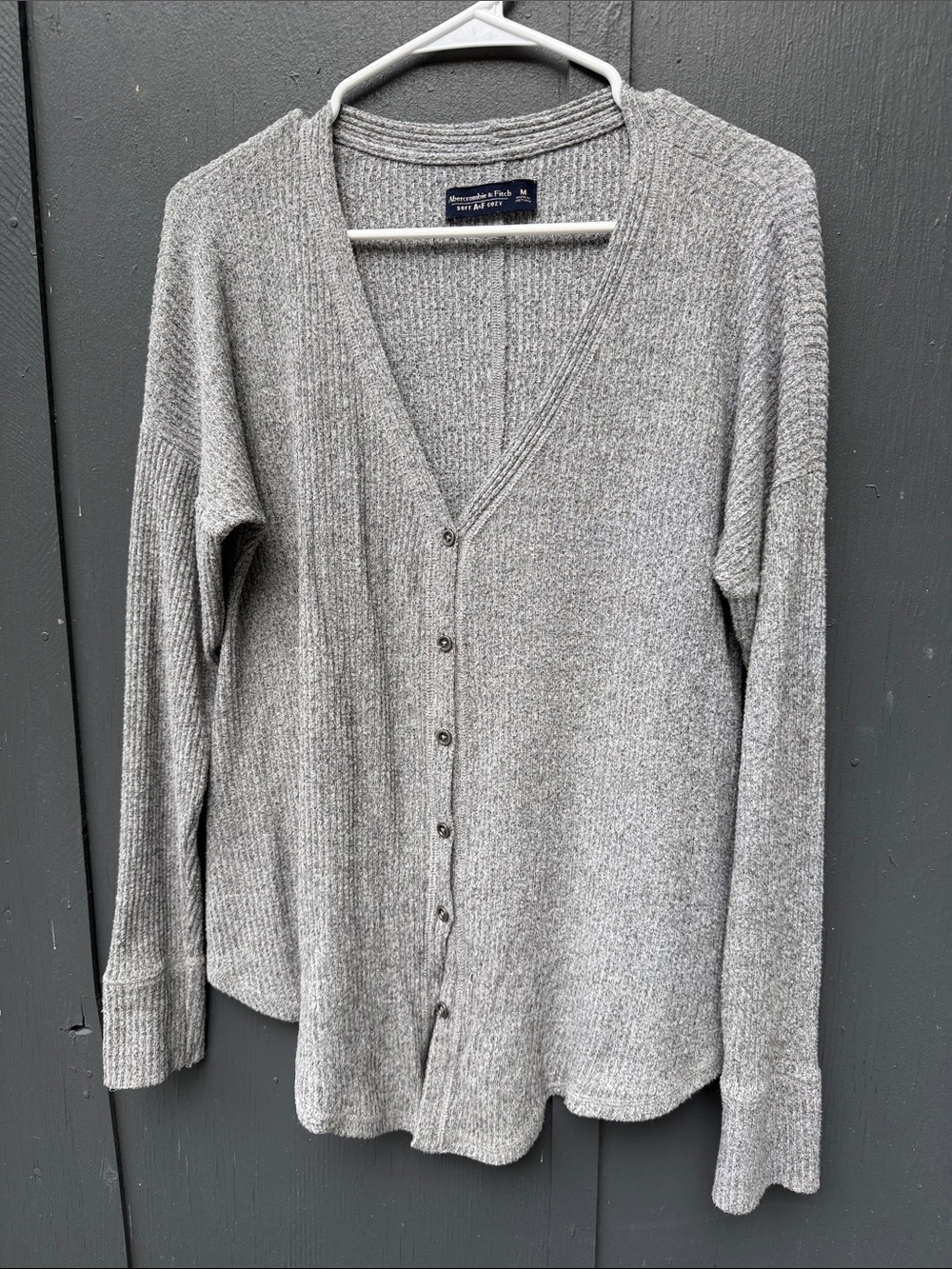 Abercrombie & Fitch Gray Ribbed V-Neck Button Front Cardigan